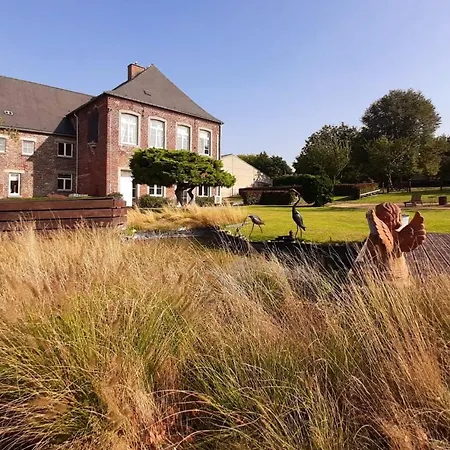 At Haras Petit-hallet * Hannut